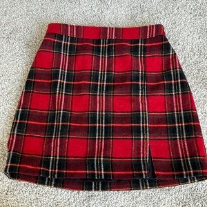 COPY - Hollister plaid skirt